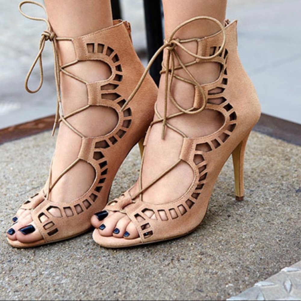 STEVE MADDEN X THE BLONDE SALAD Trome Lasercut Suede Heels - 6.5
